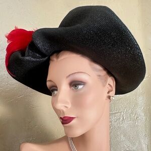 FASCINATING 1940s' BLACK STRAW OPEN CROWN HAT + FOLDED WIDE BRIM + RED FEATHERS